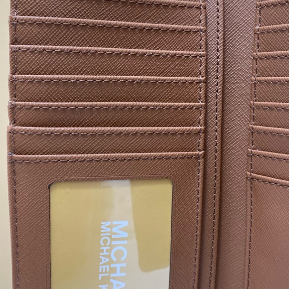 Michael kors wallet - Picture 11 of 12